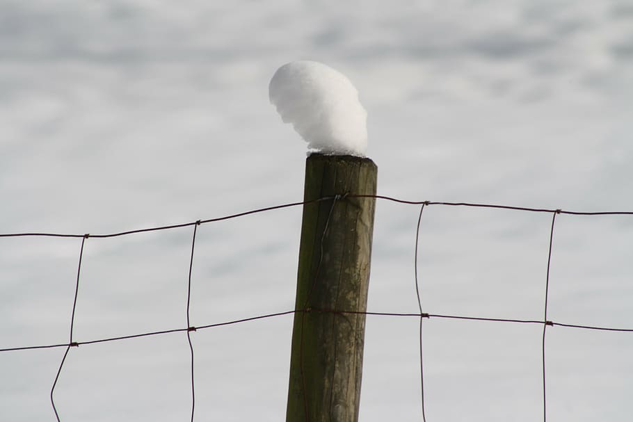 snow, hat, wire mesh fence, cloud - sky, day, nature, smoke - physical structure HD wallpaper
