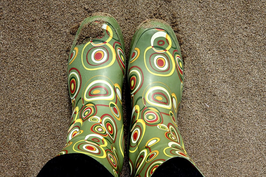 pair of green-and-brown rain boots, wellingtons, booths, walking, HD wallpaper