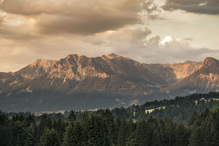 sunlight over rocky moutnain, mountains, view, landscape, summer HD wallpaper