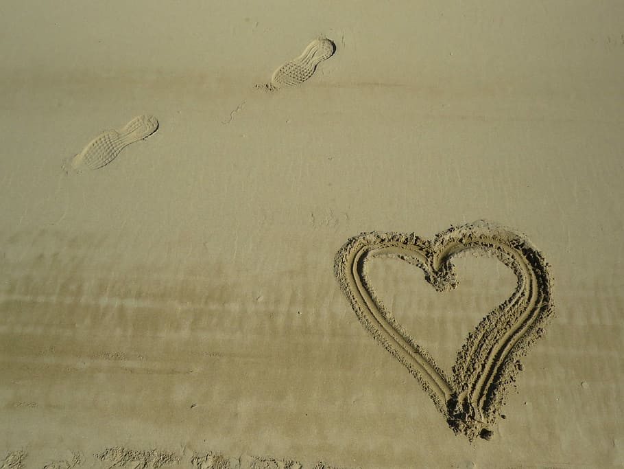beach, sand, heart, traces, reprint, footprint, summer, sea HD wallpaper