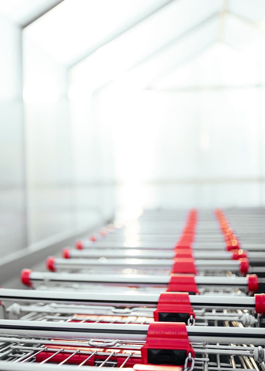 mall, shopping carts, shopping trolleys, in a row, red, indoors, HD wallpaper