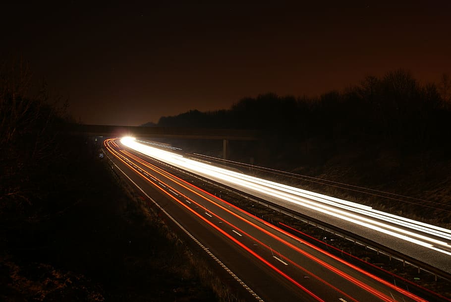 streaks, motion blur, light, long, night, traffic, dark, exposure HD wallpaper