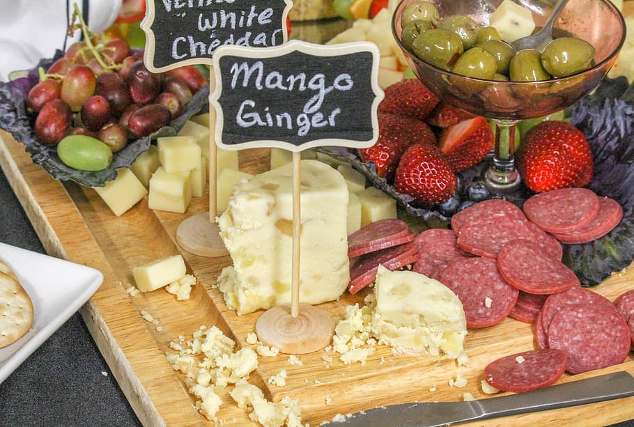 cheese, pepperoni, olive, grapes, food and drink, healthy eating HD wallpaper
