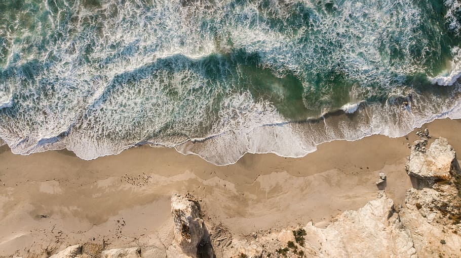 aerial photography body of water splashing on seashore, bird's-eye view photography of body of water HD wallpaper