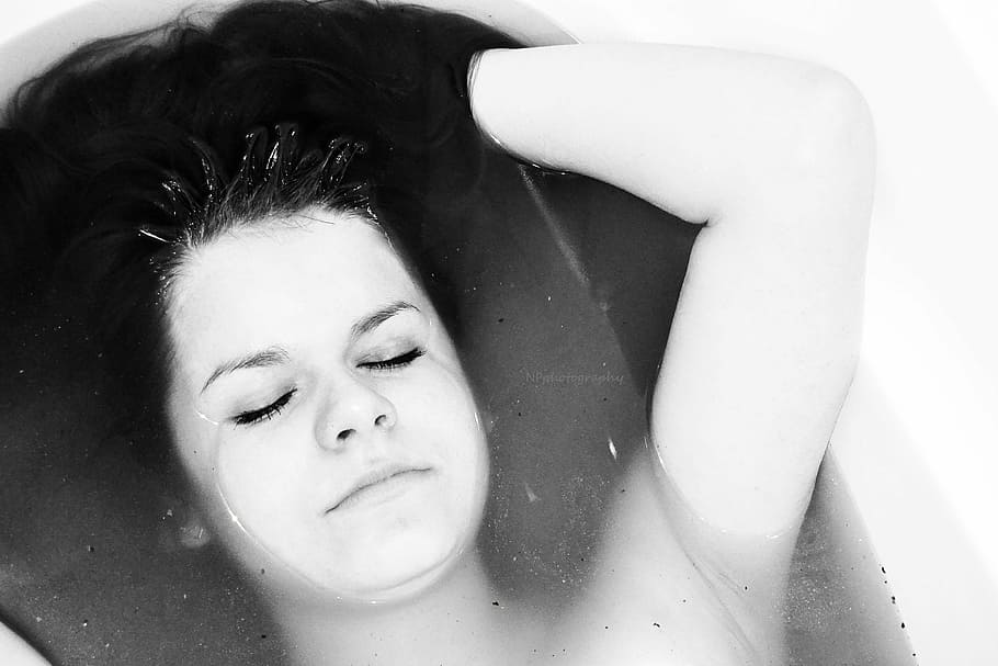 grayscale photo of woman in bathtub, girl, black and white, sadness, HD wallpaper