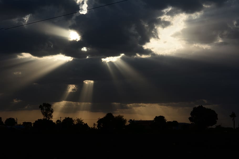 sun rays, dark sky, sunlight, cloud, scene, outdoor, evening HD wallpaper