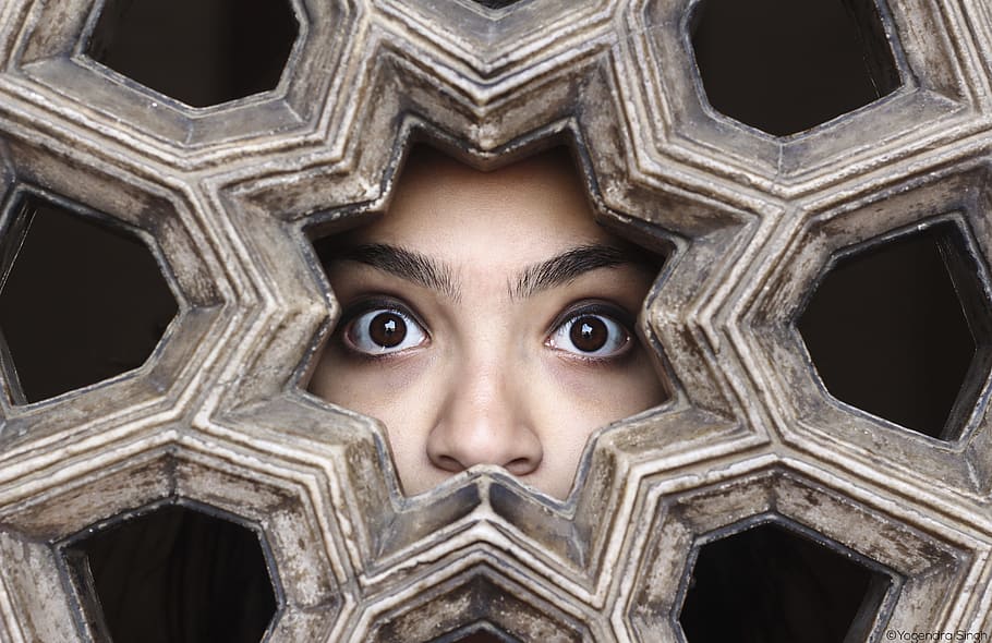 Person Sneak Peeking, decoration, design, expression, eyebrows HD wallpaper