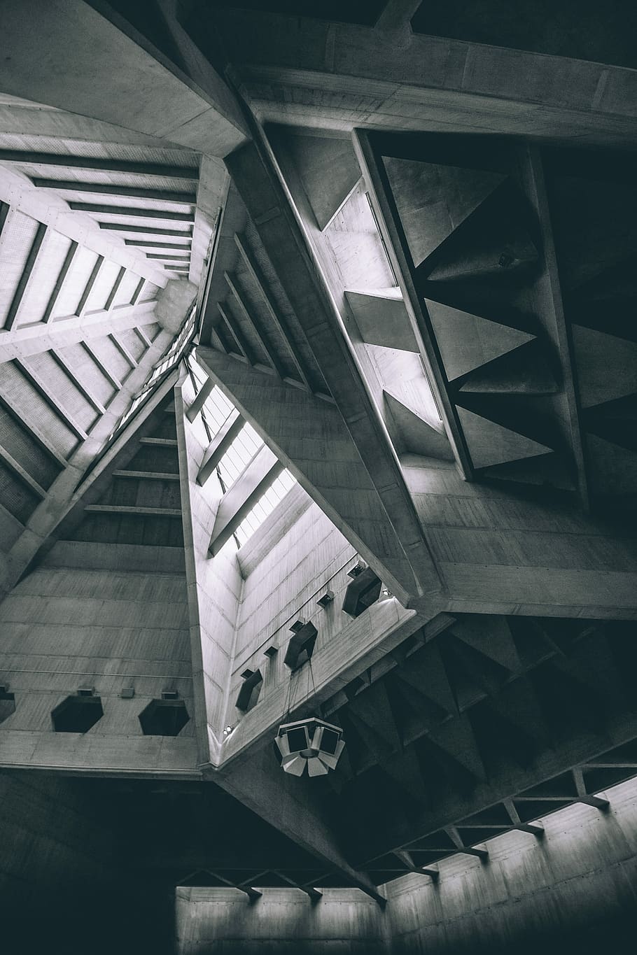 greyscale photo of wood ceiling, white pendant lamp, building HD wallpaper