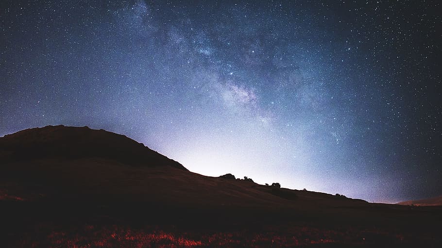 silhouette of mountain during nighttime, desert at night, star HD wallpaper