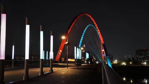 photo of suspension bridge during nighttime, expo, war, daejeon HD wallpaper