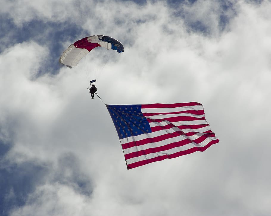 Flag, Skydiver, American, Cloud, parachute, usa, patriotic HD wallpaper