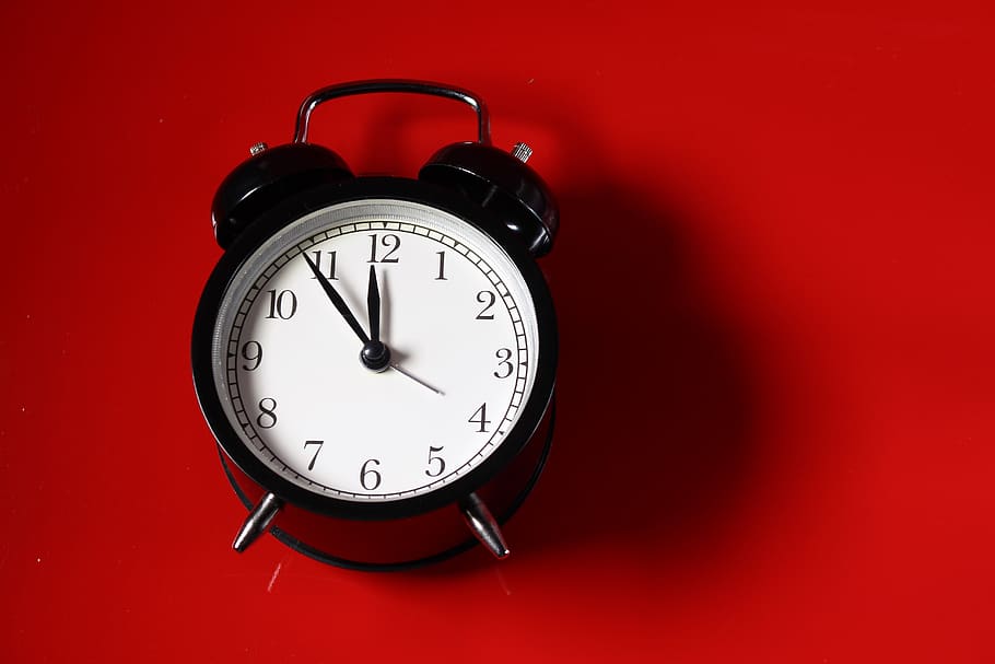 time, clock, alarm clock, minute, wake up, table clock, second HD wallpaper