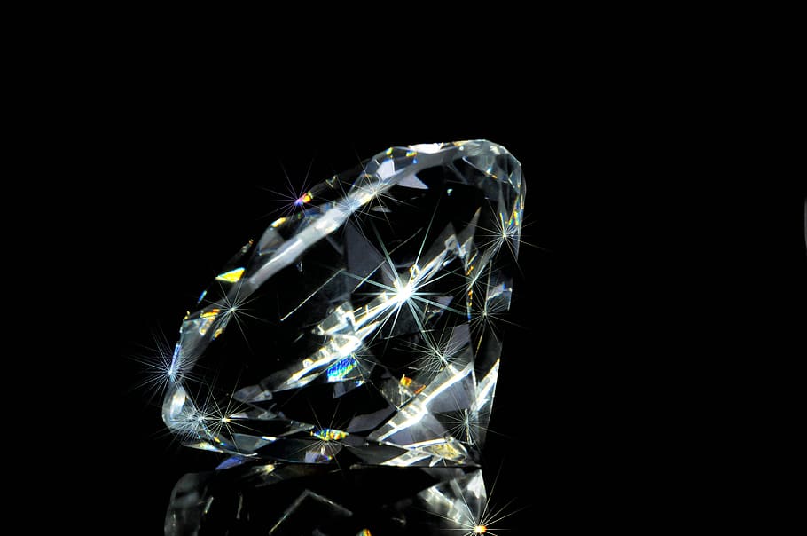 photo of clear gemstone in black background, diamond, precious stone HD wallpaper