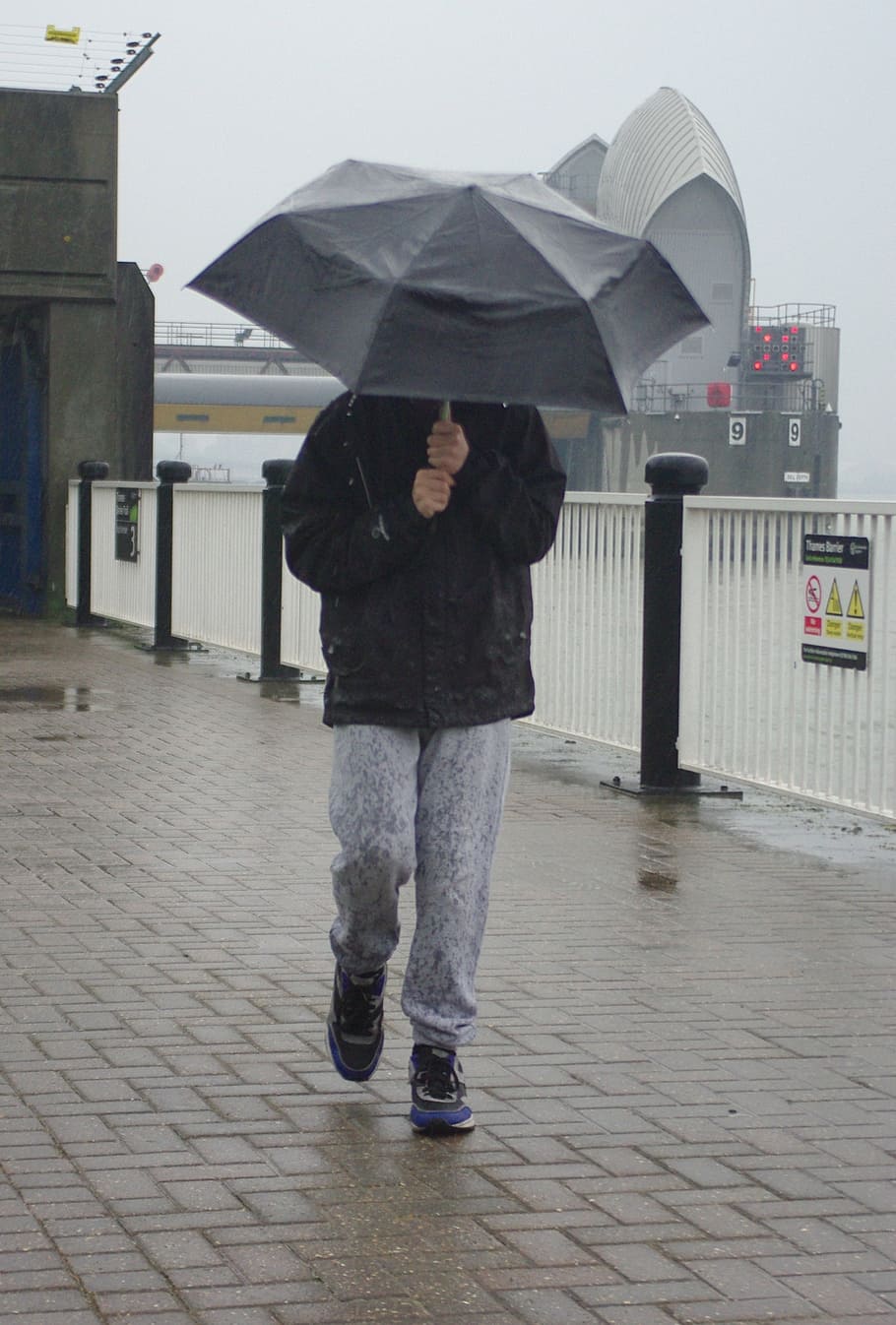 wet, rain, boy, thames, barrier, water, weather, young, storm HD wallpaper
