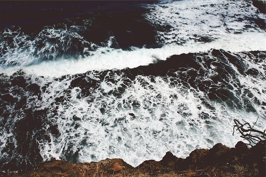 aerial photography of rock cliff near body of water, top, view HD wallpaper