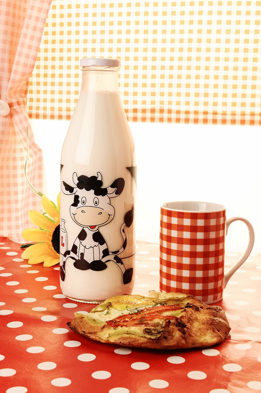 milk, cup, drink, mug, food, morning, table, calories, bottle HD wallpaper