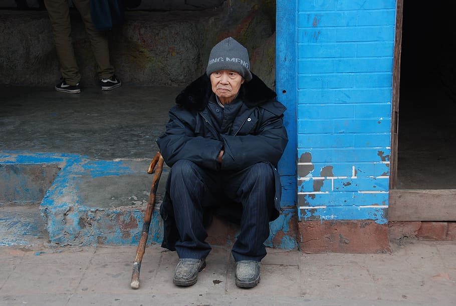 lonely, boring, watch, man, sat, asia, china, social issues HD wallpaper