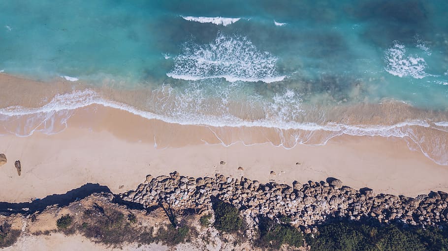 aerial photo of sea shore during daytime, aerial photography of an ocean HD wallpaper