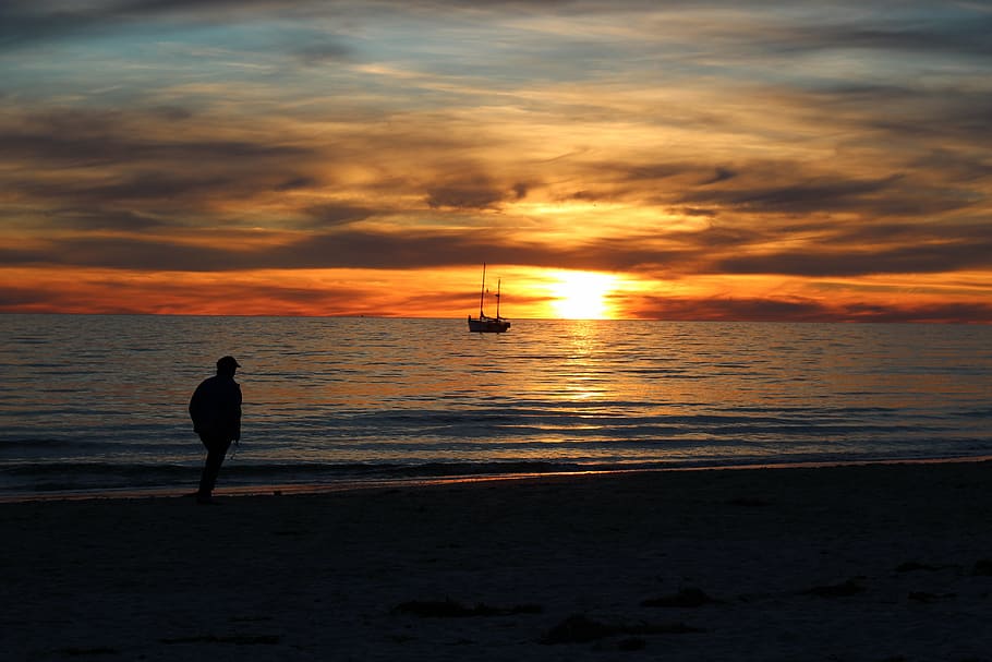 sun, lying, sea, evening, sunset, beach, landscape, sunset on the sea HD wallpaper