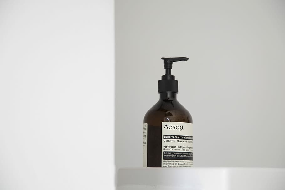 push bottle on silver surface, Aesop pump bottle, handsoap, toilet HD wallpaper