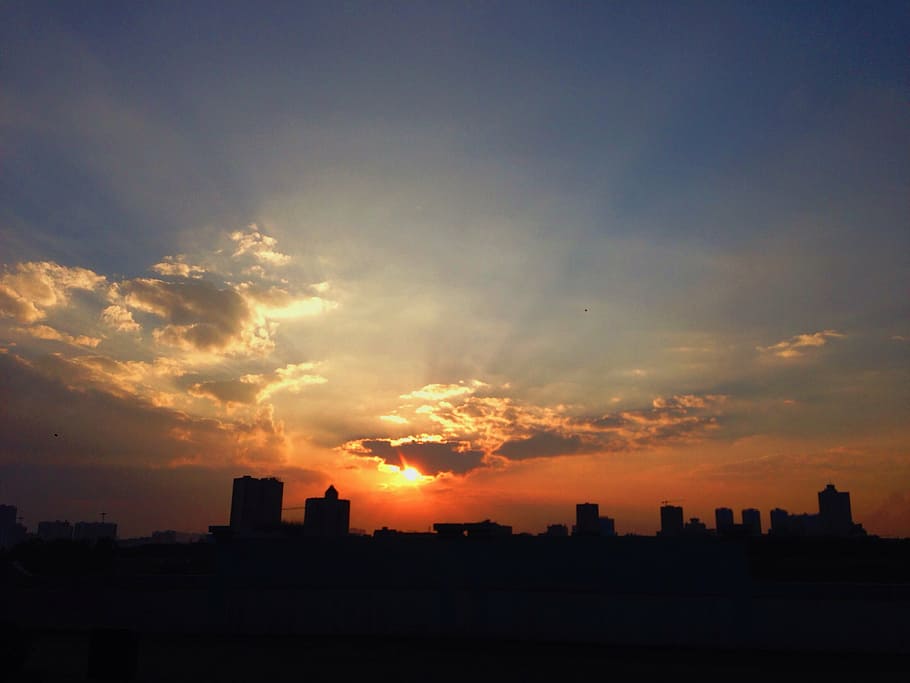 sunset, twilight, pink clouds, silhouette, peripheral vision HD wallpaper