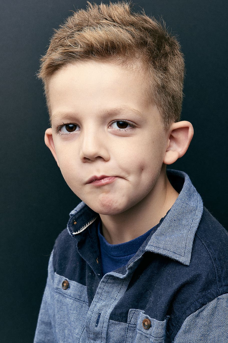portrait, boy, smile, headshot, one person, looking at camera HD wallpaper