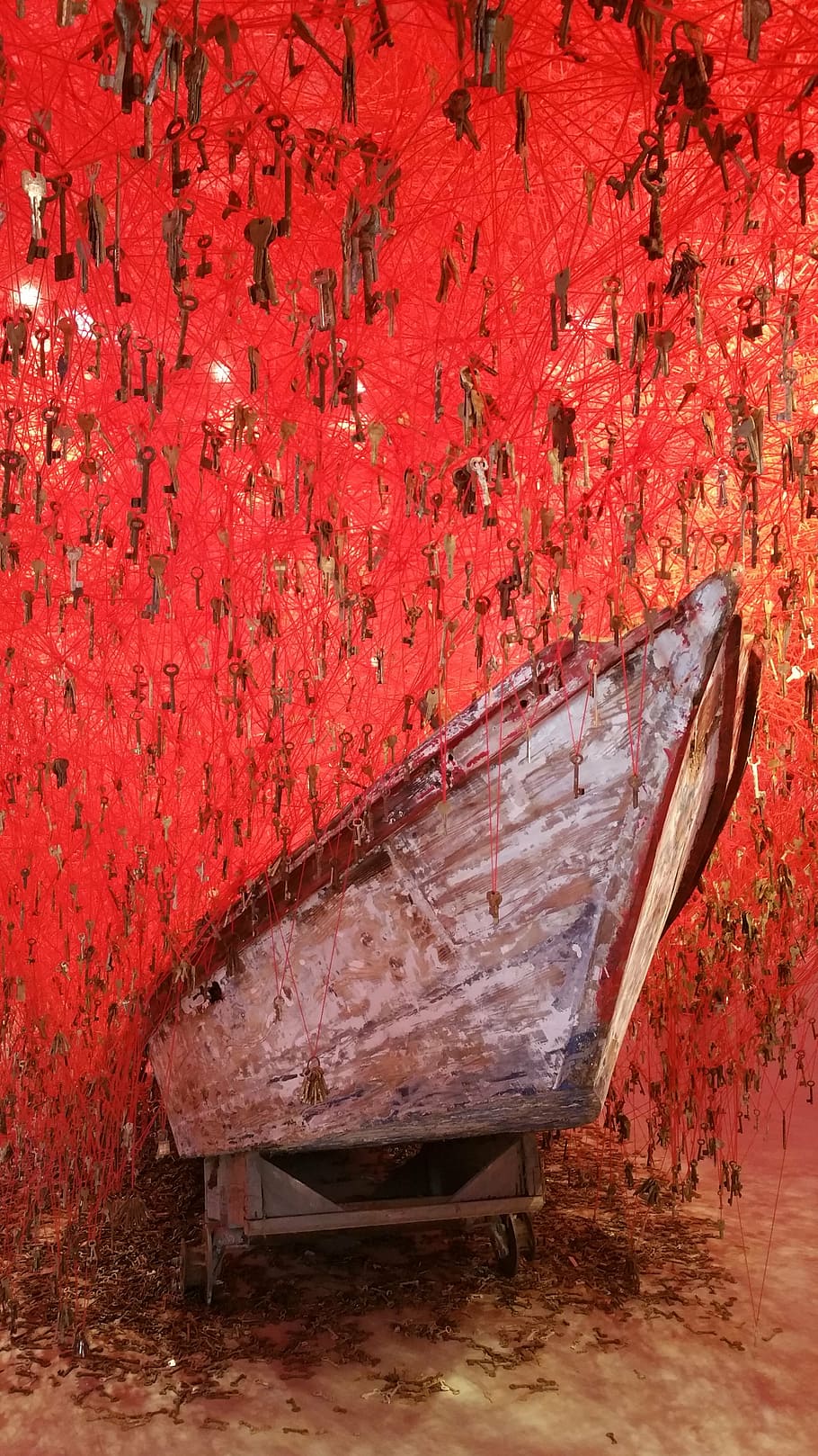 biennale, venice, boat, japan, red, art, modern, key, keys, HD wallpaper