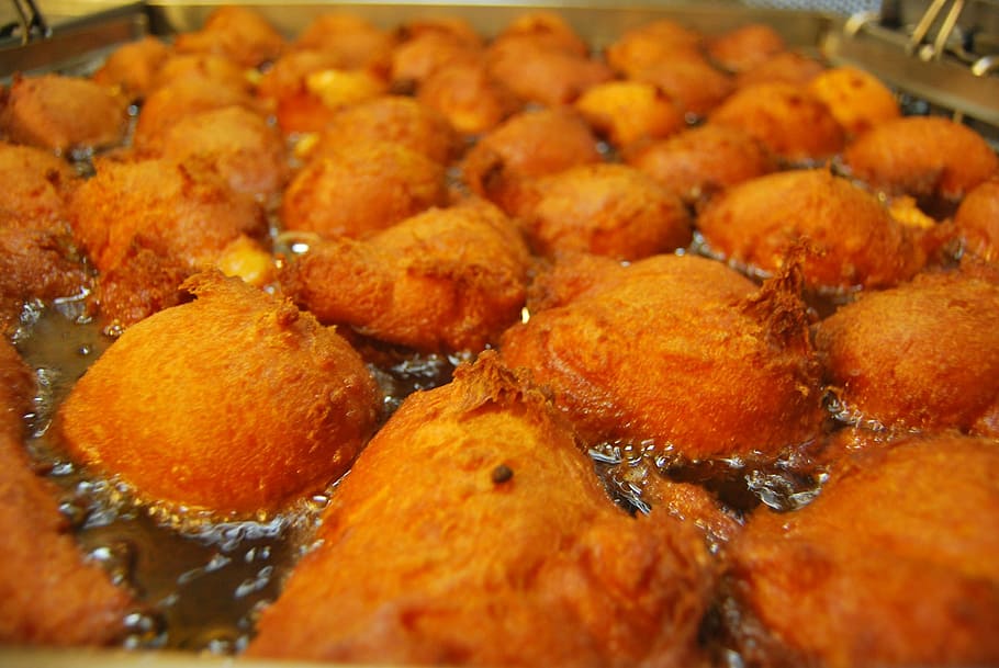 fried pastry, baking, snack, delicious, sweet, oil, tasty, dessert HD wallpaper