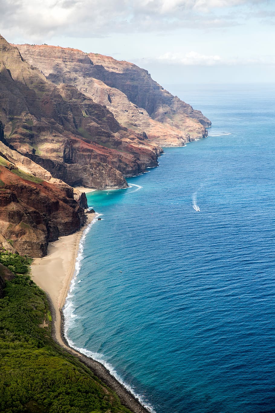 aerial photography of coastline, landscape photography of mountain HD wallpaper