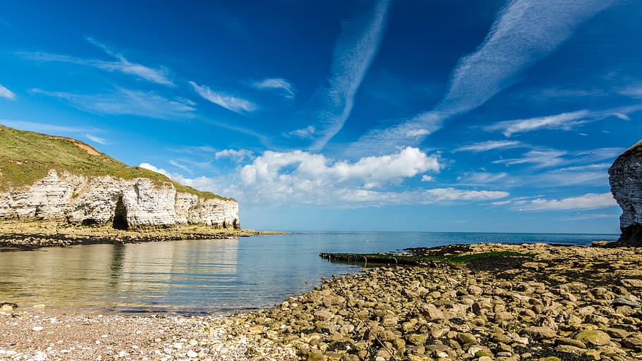 sea, nature, sky, water, clouds, grass, idyllic, limestone, ocean HD wallpaper