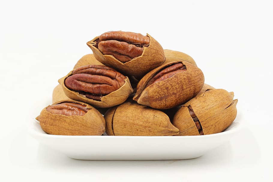 plate of nuts, pecans, walnuts, food, food and drink, white background HD wallpaper